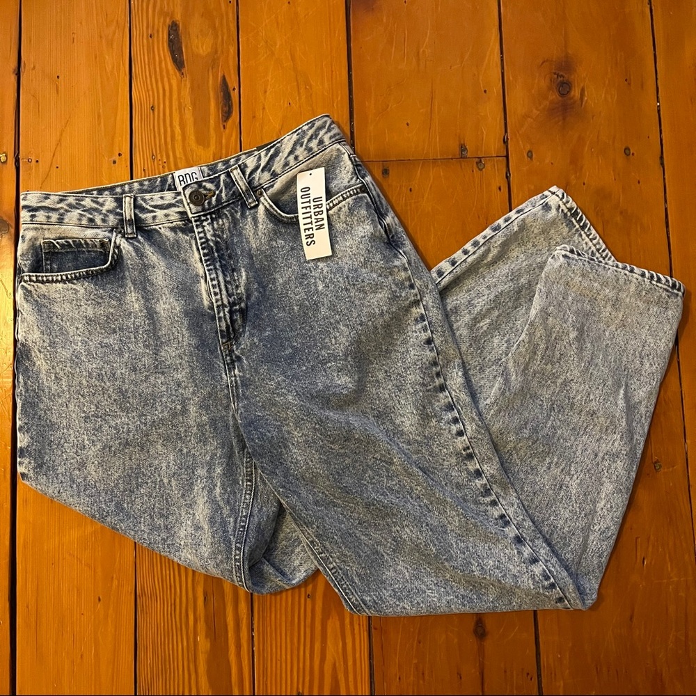 NWT BDG Acid Wash Mom Jeans